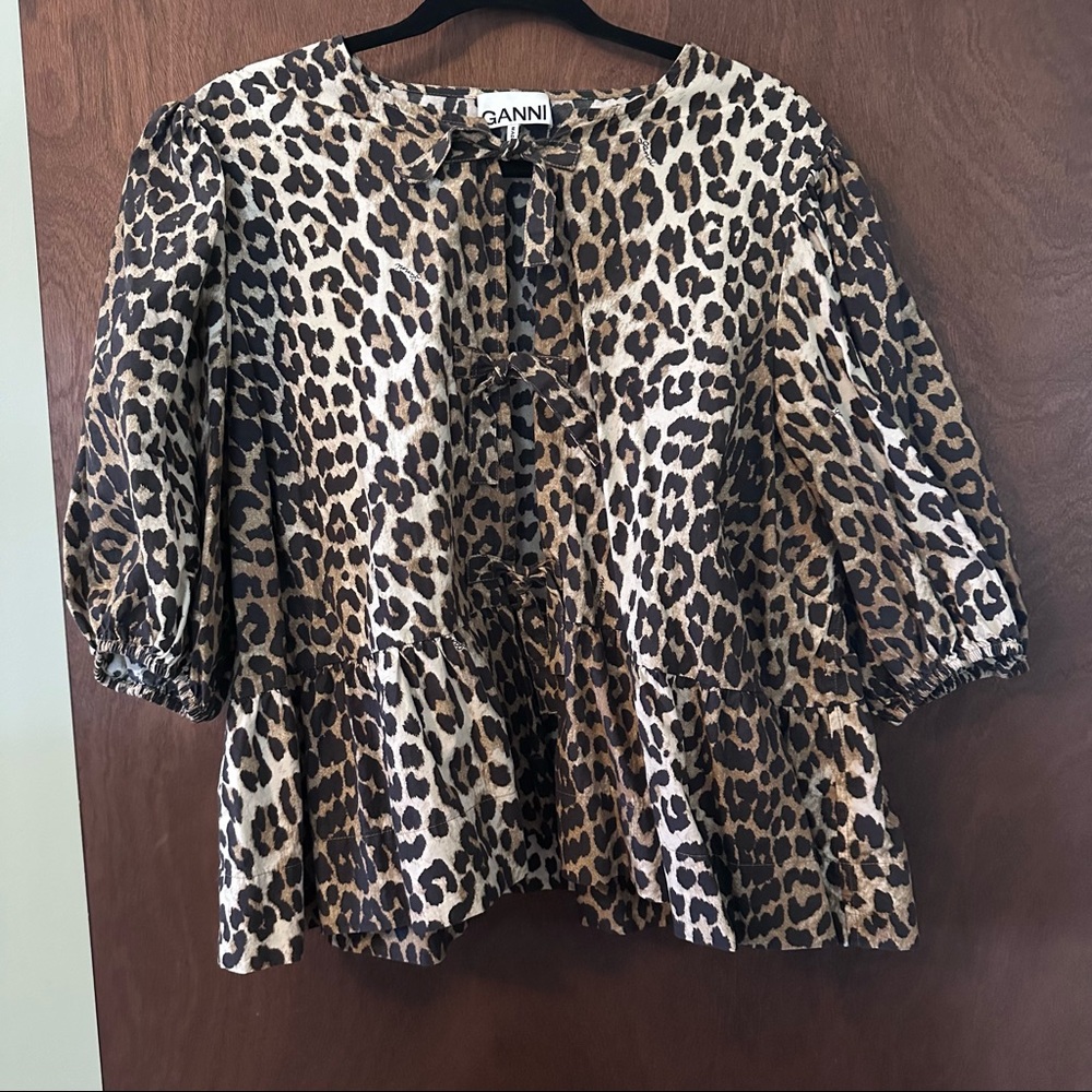 Ganni leopard cotton poplin peplum tie blouse, size 20.